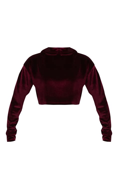 Petite Burgundy Velour Cropped Hoodie Prettylittlething