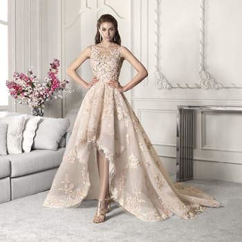 Romantisches brautkleid mit transparentem rücken, opulent bestickt. Hinreißende Brautmode aus Griechenland: Demetrios ...