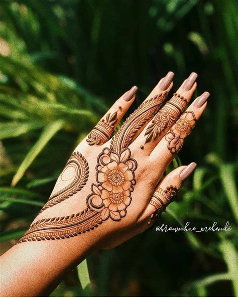 50 Trendy And Stunning Arabic Mehndi Designs Tikli