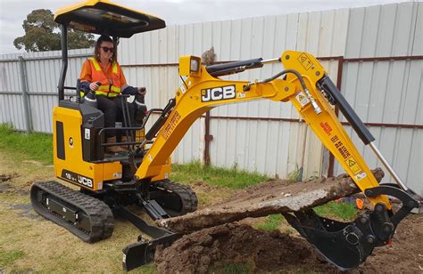 Mini backhoe services is an excavation contractor in oreland, pennsylvania and surrounding areas. The Cheapest Mini Excavators - 2020 Pricing & Cost