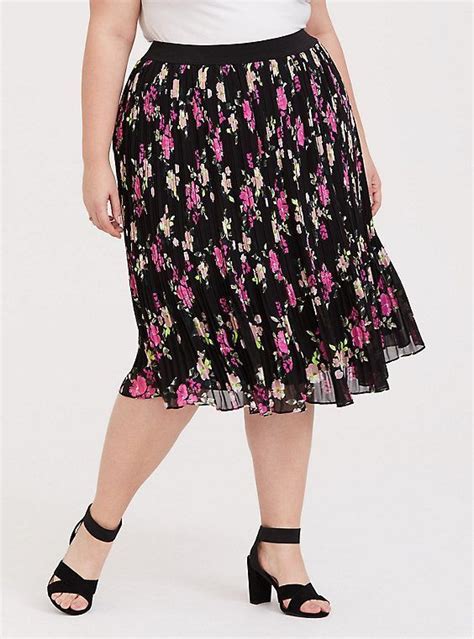 Black Floral Chiffon Pleated Midi Skirt In 2020 Womens Skirt Outfits
