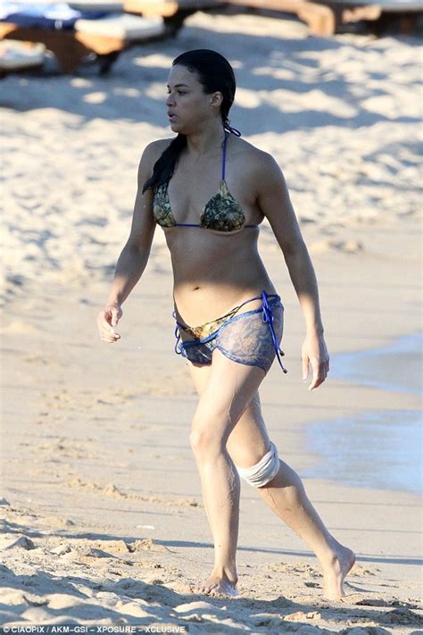 Michelle Rodriguez Displays Her Sculpted Physique On A Beach In