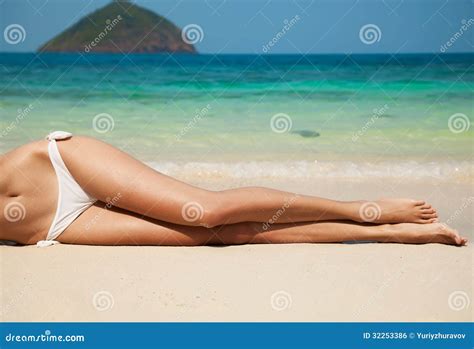 Women S Sexy Legs On The Beach Royalty Free Stock Image Image 32253386