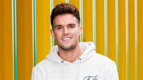Geordie Shore S Gaz Beadle Announces He S Going To Be A Dad Celebrity Heat Radio