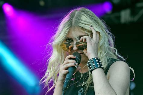 The Pretty Reckless Heaven Knows Video