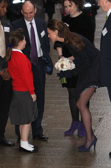 Kate Middletons Wardrobe Malfunction Moms See Worse Canadian Living