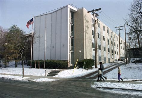 Mayor's urgent warning over Jeffrey Dahmer apartment as he fears