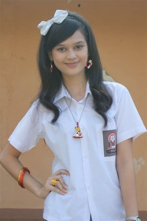 Kumpulan Foto Cut Meyriska Terbaru 2013