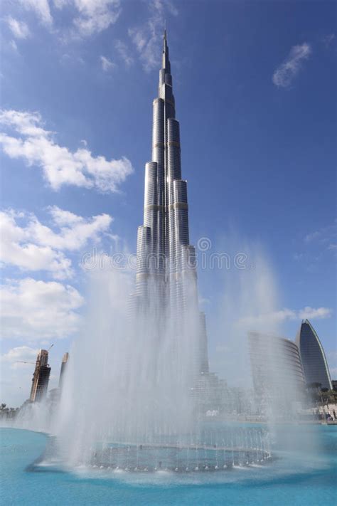 Burj Khalifa And Fountain Dubai Stock Image Image Of Skyscraper