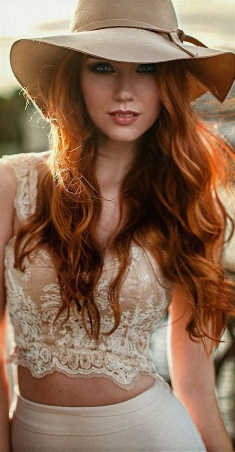 Pin By Fred Kahl On Red Heads Red Hair Woman Stunning Redhead Beautiful Redhead