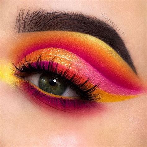 Neon Orange Obsessions Hudabeauty Orange Yellow And Pink Eye Shadow