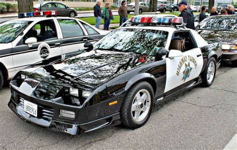 California Police Camaro Police Car Pictures Police Cars Car Facts