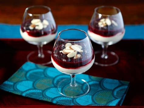 Pioneer woman harvest bakeware set, $43; The Best Pioneer Woman Christmas Desserts - Best Diet and Healthy Recipes Ever | Recipes Collection
