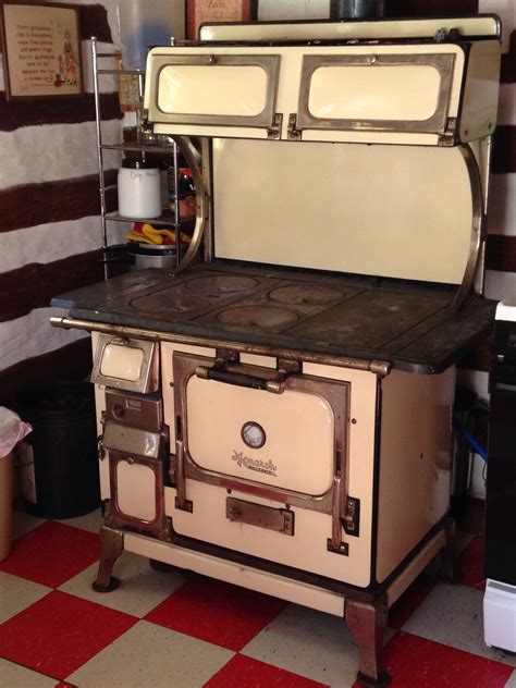 The Old Wood Cook Stove From Our Cabin Wood Stove Cooking Antique