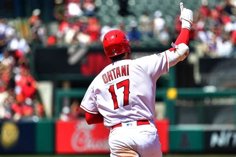 Watch Shohei Ohtani Rocks Angels New Home Run Hat For The 1st Time
