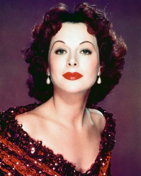 Beautiful Golden Age Actress Hedy Lamarr Helped Invent Wi Fi The Vintage News