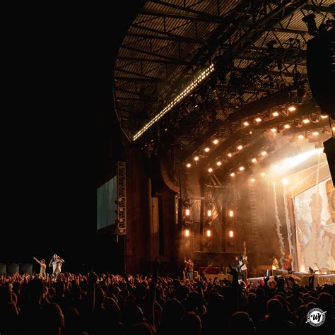 Jones Beach Theater