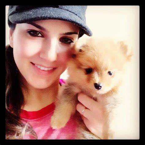 Porn Star Sunny Leone With Her Cute Puppies Ashionexposed