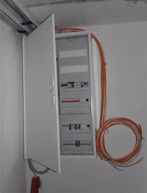 Neben dem telefonanschluss selbst ist auch die verkabelung im haus wichtig. Heimvernetzung bei Haussanierung | HEIMNETZEN.de
