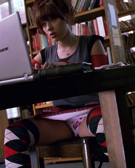 Scarlet Johansson Showing Her Underwear X Picture Celebrity Print Ebay
