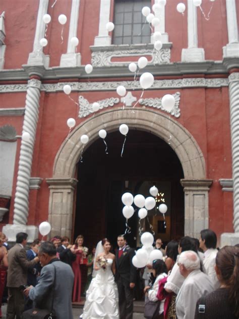 Maybe you would like to learn more about one of these? Pin en Decoraciones con Globos para Bodas
