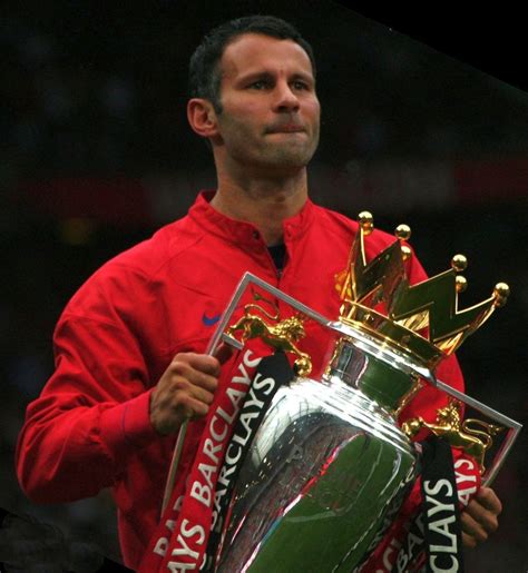 Fullname = ryan joseph giggs obe giggs was the first player in history to win the pfa young player of the year award consecutively and as of. Ryan Giggs - Wikipedia