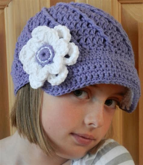 This newsboy hat is a great way for you to keep warm and stay fashionable on a cold winter day! Newsboy Hats - Tag Hats