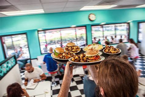 How to make reservations at louisiana pizza kitchen? Baton Rouge Restaurants | Cajun & Creole Cuisine