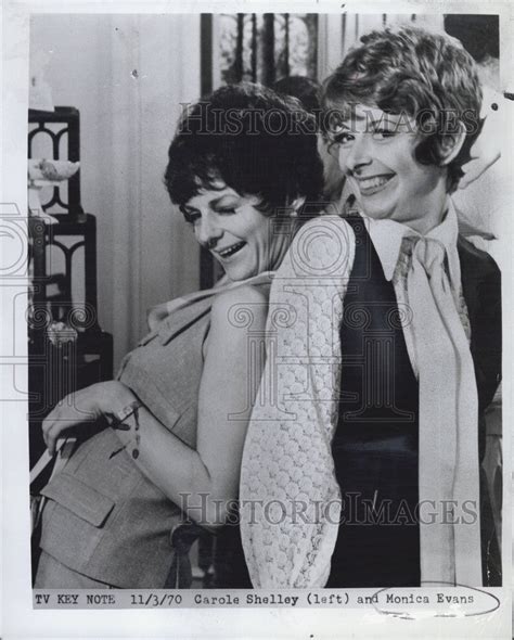 Actresses Carole Shelley And Monica Evans 1970 Vintage Press Photo