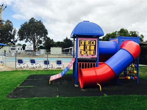 No surprise then that this race was voted #1 in the world in 2018 for overall athlete satisfaction. Geelong Surfcoast Highway Holiday Park - Family Parks