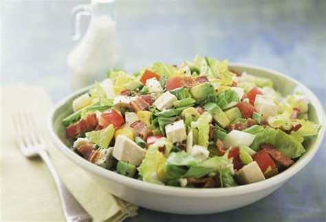 Add fruit, such as kiwi fiber for weight loss day 2. Low-Carb Salad Recipe With Chicken, Bacon, and Apple