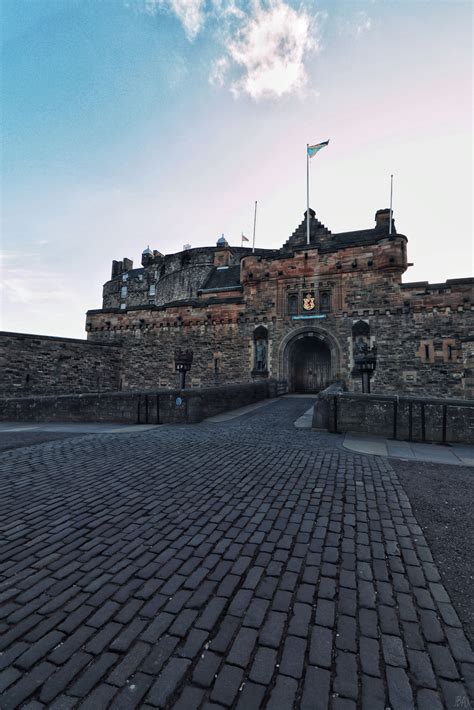 Find a hotel in scotland. Edinburgh Castle in Edinburgh, Scotland | Edinburgh ...