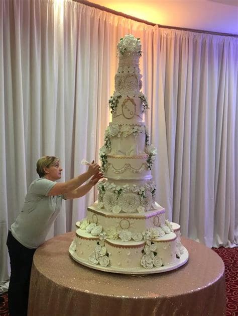extra large wedding cakes amazing cakes irish wedding cakes based in dublin ireland wedding