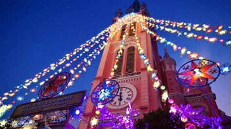 Top Spots To Celebrate Christmas In Saigon