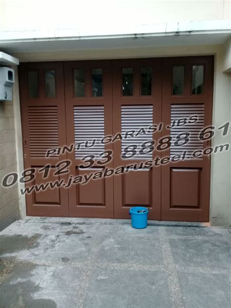 Engsel pintu garasi lipat gresik, gambar pintu garasi lipat gresik, model pintu garasi minimalis terbaru. Pintu Garasi Minimalis, Pintu Garasi Wina, Pintu Garasi ...