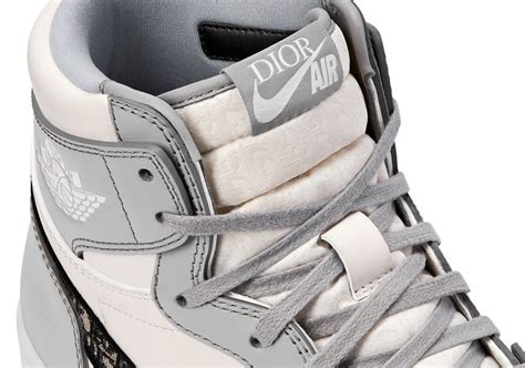 Why is the dior x nike air jordan 1 release so significant. Pluggi - Alle Infos zum Dior x Air Jordan 1 High OG "Air ...