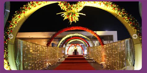 The instaspace platform is home to all types of event venues for rent in kl and more. indian-wedding-hall-entrance-decoration-6.PNG 853×425 ...