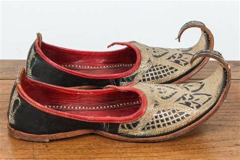 Vintage Middle Eastern Aladdin Shoes At 1stdibs