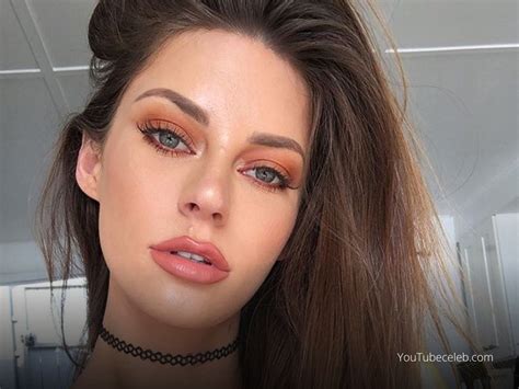 Hannah Stocking Height Discover Whether Her Physique Helped Her To