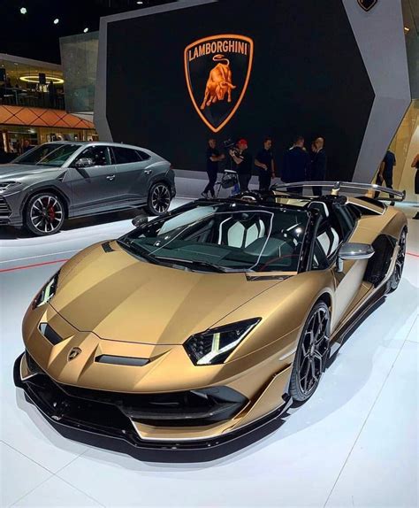 Lamborghini Showed This New Gold Color On Their Brand New Aventador Svj