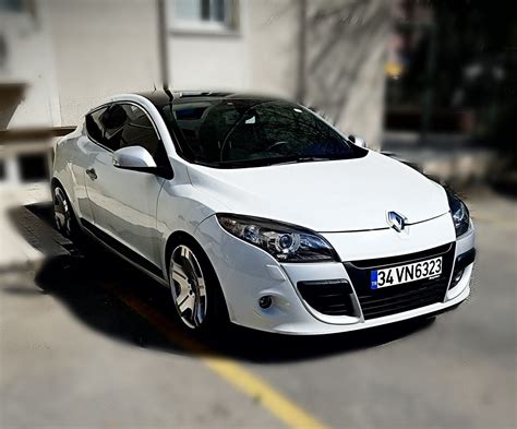 Renault mégane 3 coupé sport. MEGANE 3 COUPE