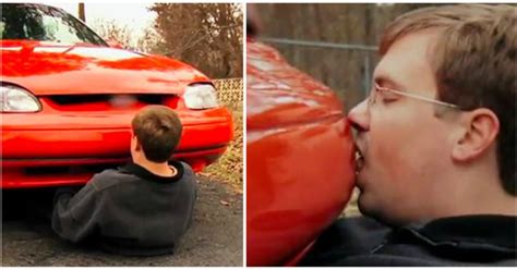Jongen Heeft Intieme Relatie Met Zijn Auto Laat Zien Hoe Ze Liefde