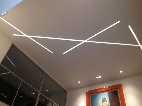 Luces Led Para Un Cuadro Y Techo Bathroom Lighting Lighting Ceiling