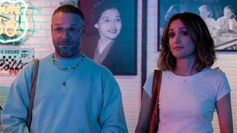 Seth Rogen And Rose Byrne Reunite In Platonic Nudging Each Other