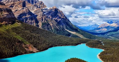 Increíble Lago Azul En Canadá My Pictures World