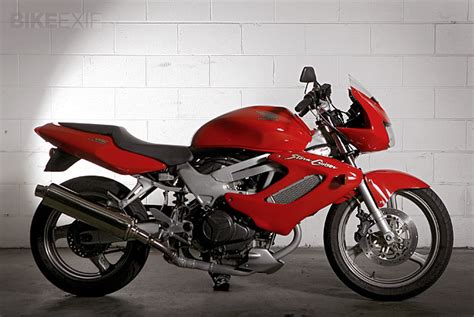 Custom honda vtr 1000 f super hawk. Honda VTR1000 custom | Bike EXIF