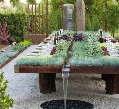 Sind alle löcher gebohrt, füllen sie diese mit etwas holzleim. Gartentisch selber bauen - Gartenmöbel Bastelideen