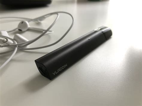 I've been vaping juul for several months now and it is still my preferred device. VLADDIN Pod Vape Review: AVE40's Answer To The JUUL Drops