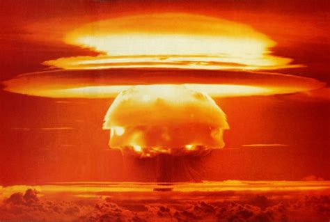 Castle Bravo Americas Biggest Nuclear Bomb Test Was Terrifying