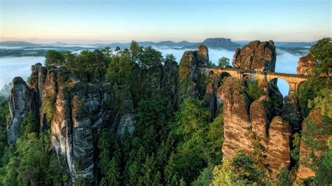 Taman Nasional Terindah Di Dunia Yang Harus Kalian Kunjungi